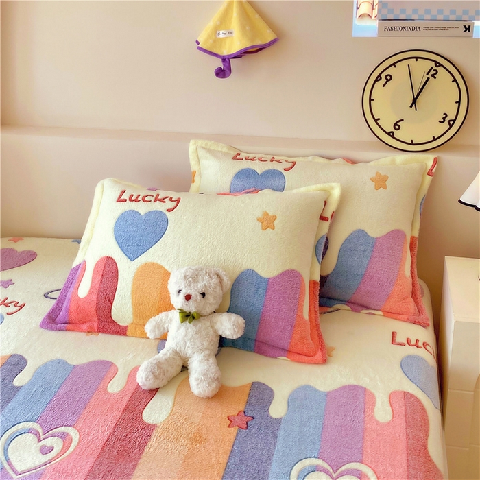 91家纺网 家纺一手货源 找家纺 梦尚舒 2025新款180克雪花绒床笠单品床笠床笠单件 彩虹爱心