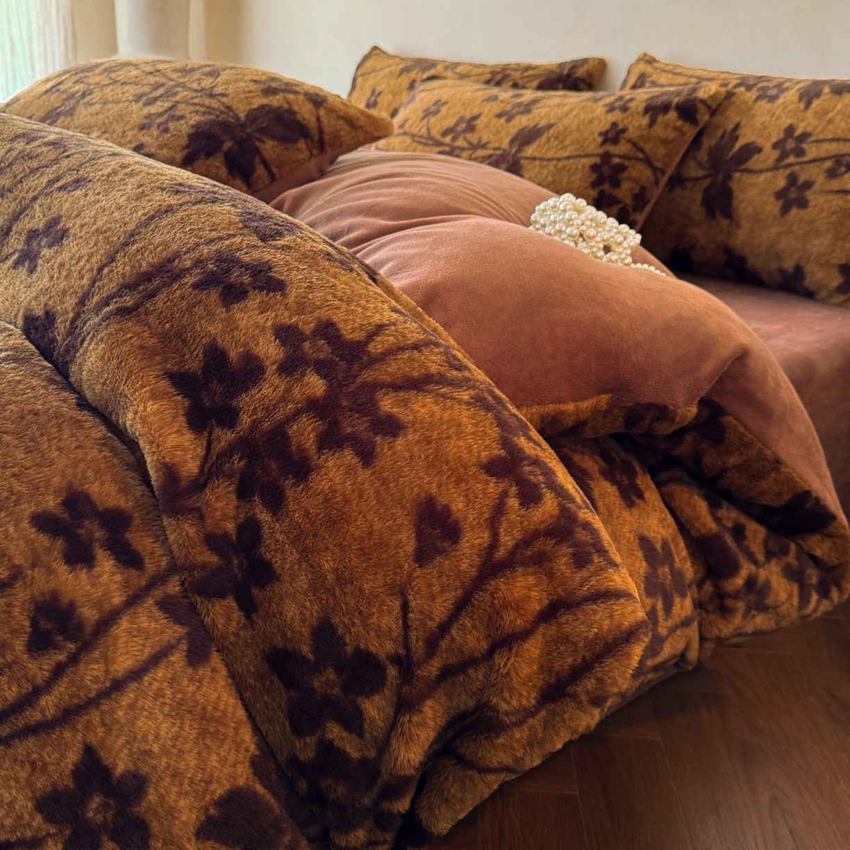 91家纺网 家纺一手货源 找家纺 （总）吾诺家居 2025新款美拉德260克兔毛四件套数码四件套牛奶绒四件套