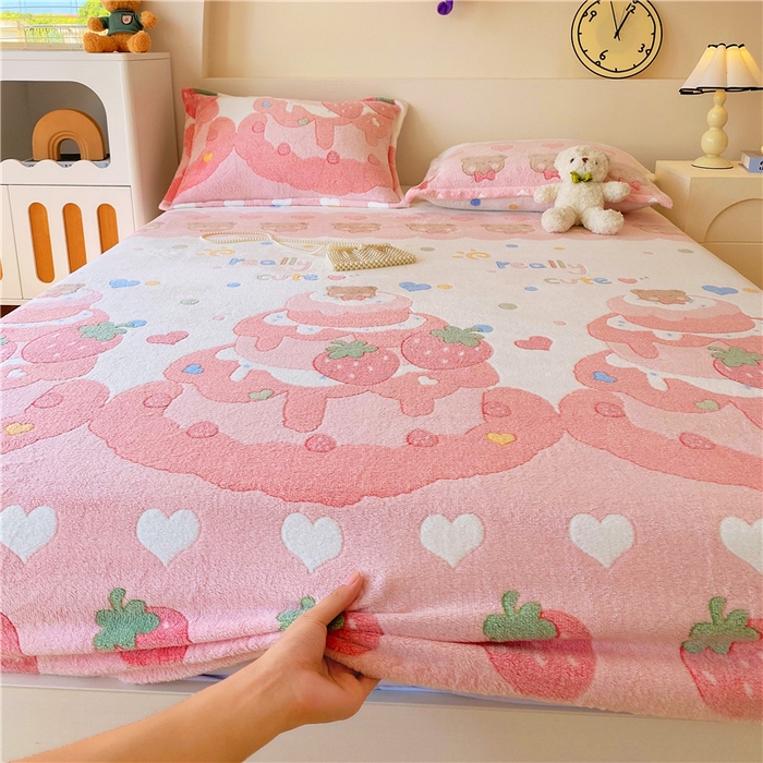 91家纺网 家纺一手货源 找家纺 梦尚舒 2025新款180克雪花绒床笠单品床笠床笠单件 草莓蛋糕