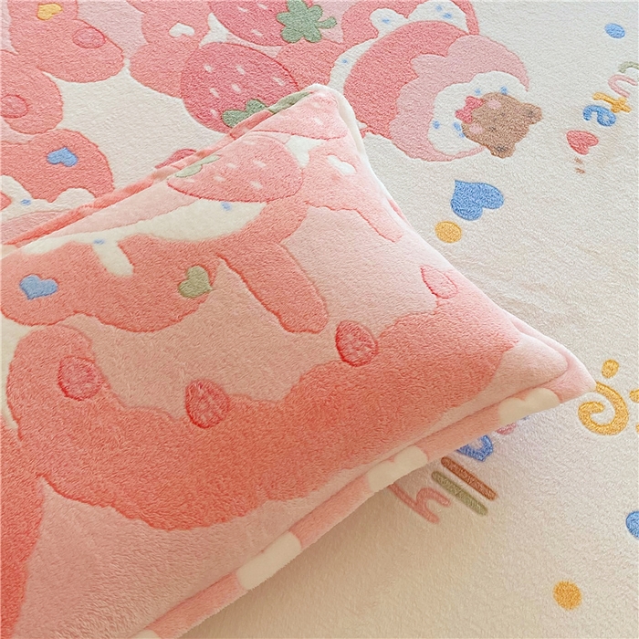 91家纺网 家纺一手货源 找家纺 梦尚舒 2025新款180克雪花绒床笠单品床笠床笠单件 草莓蛋糕