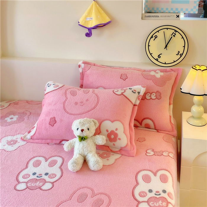 91家纺网 家纺一手货源 找家纺 梦尚舒 2025新款180克雪花绒床笠单品床笠床笠单件 可爱兔