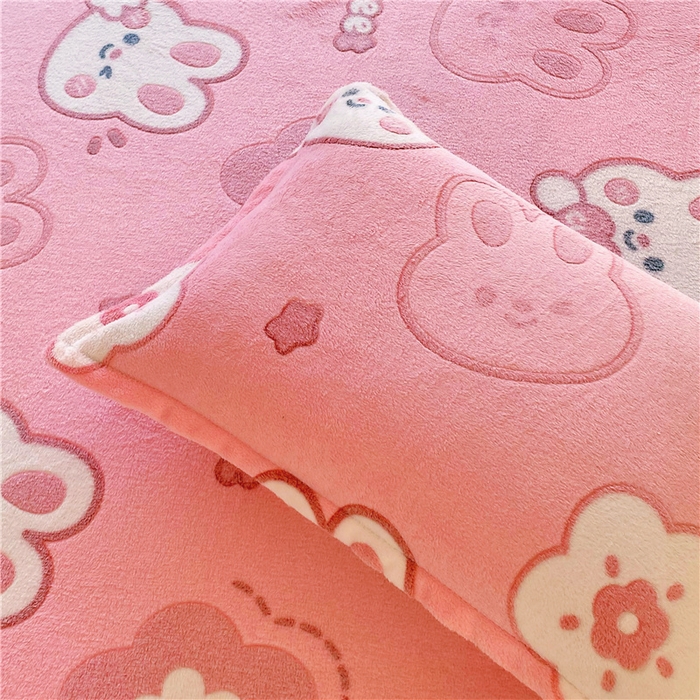 91家纺网 家纺一手货源 找家纺 梦尚舒 2025新款180克雪花绒床笠单品床笠床笠单件 可爱兔