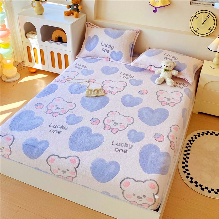 91家纺网 家纺一手货源 找家纺 梦尚舒 2025新款180克雪花绒床笠单品床笠床笠单件 蓝色小熊