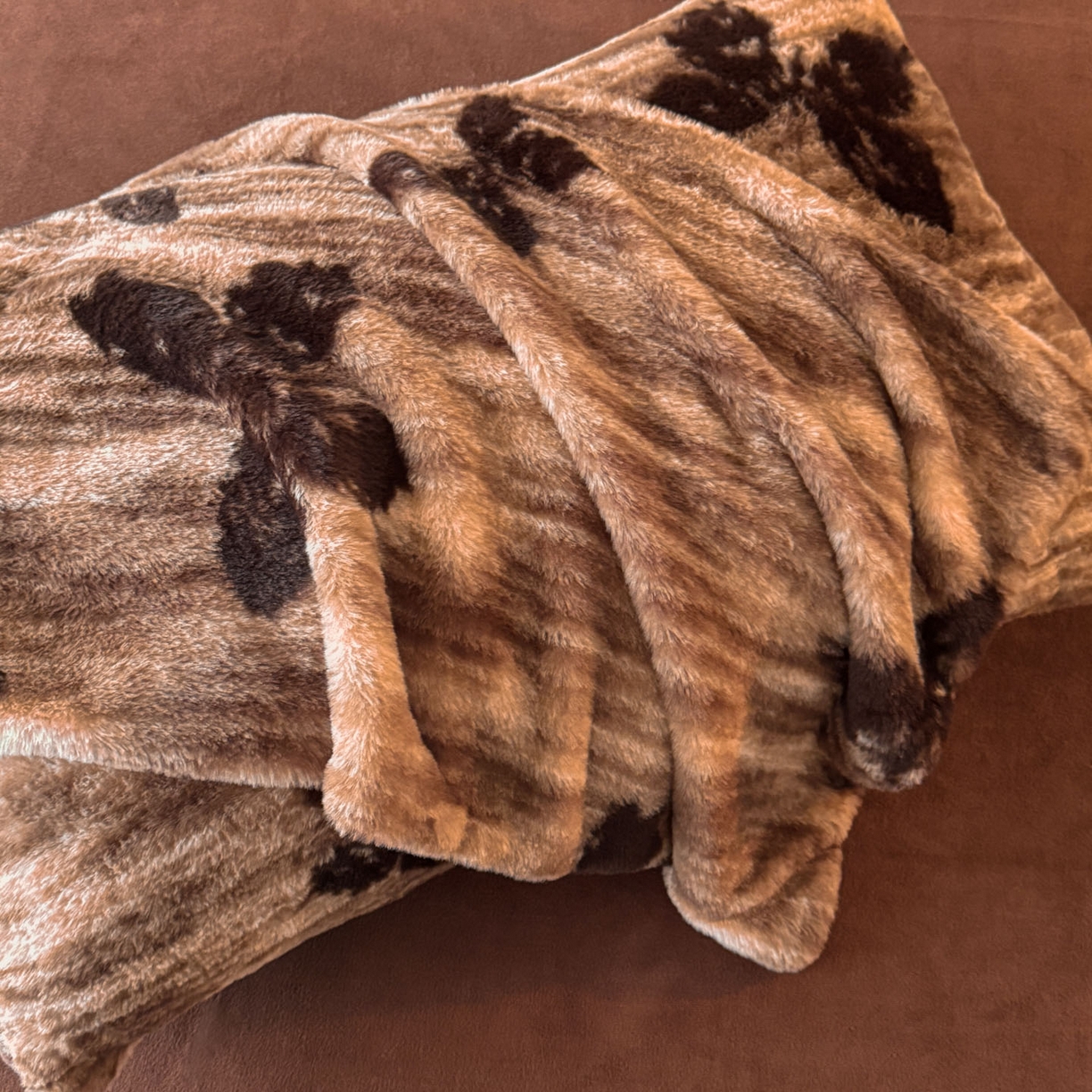 91家纺网 家纺一手货源 找家纺 吾诺家居 2025新款美拉德260克兔毛四件套数码四件套牛奶绒四件套 焦糖蝶舞