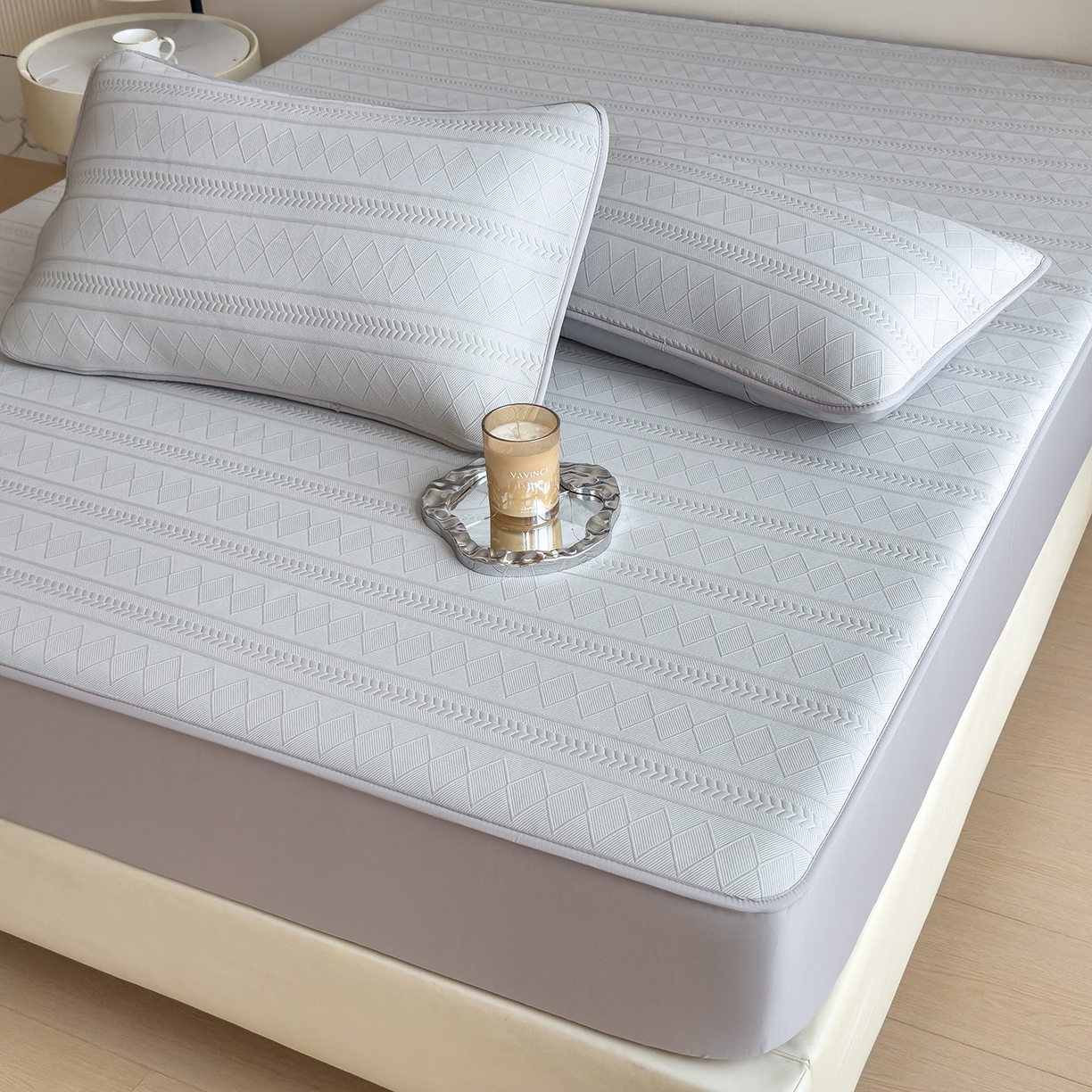 91家纺网 家纺一手货源 找家纺 宜派家纺 2025新款A类柔感彩绒棉夹棉床笠-素菱笺 素菱笺-高级灰