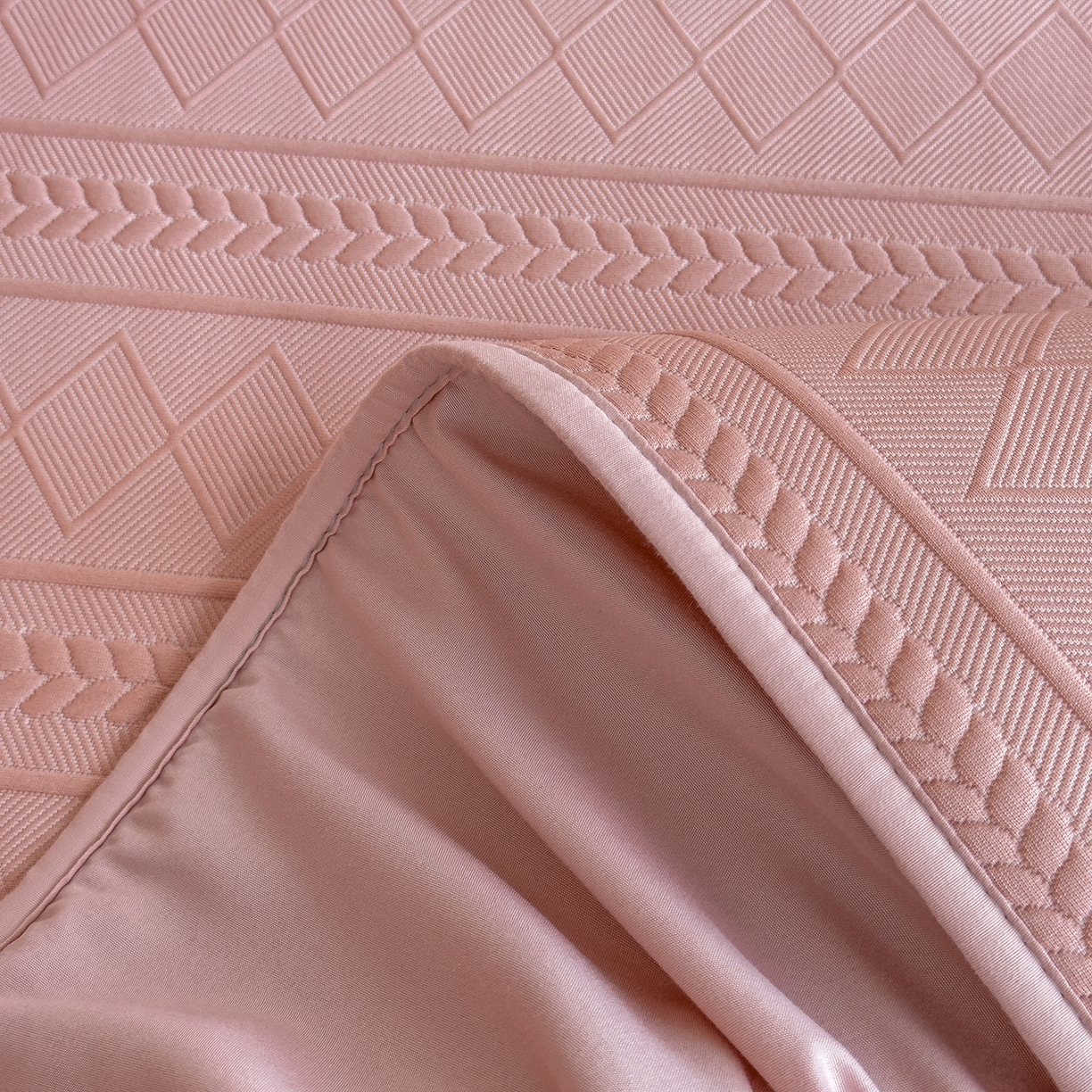 91家纺网 家纺一手货源 找家纺 宜派家纺 2025新款A类柔感彩绒棉夹棉床笠-素菱笺 素菱笺-豆沙奶昔