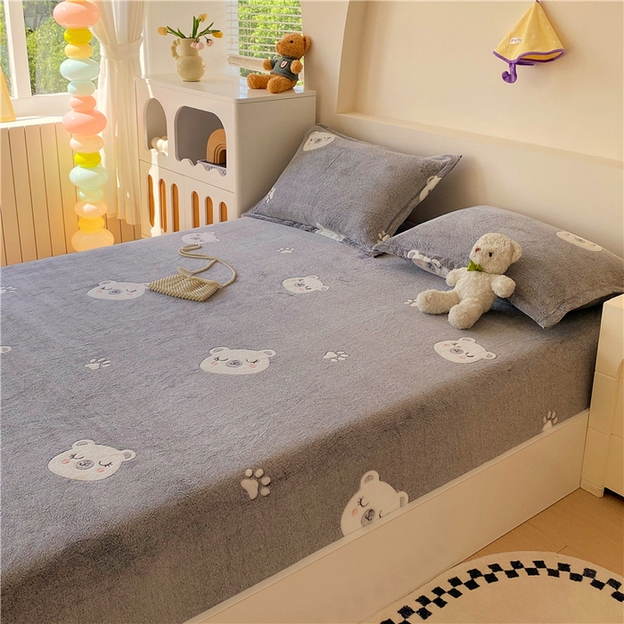 91家纺网 家纺一手货源 找家纺 梦尚舒 2025新款180克雪花绒床笠单品床笠床笠单件 晚安熊