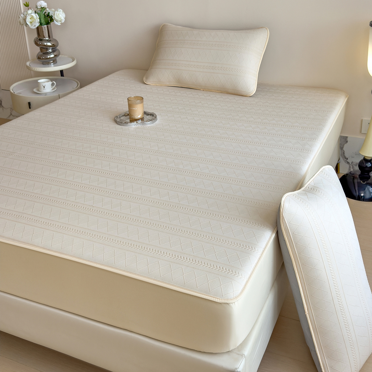 91家纺网 家纺一手货源 找家纺 宜派家纺 2025新款A类柔感彩绒棉夹棉床笠-素菱笺 素菱笺-麦米黄