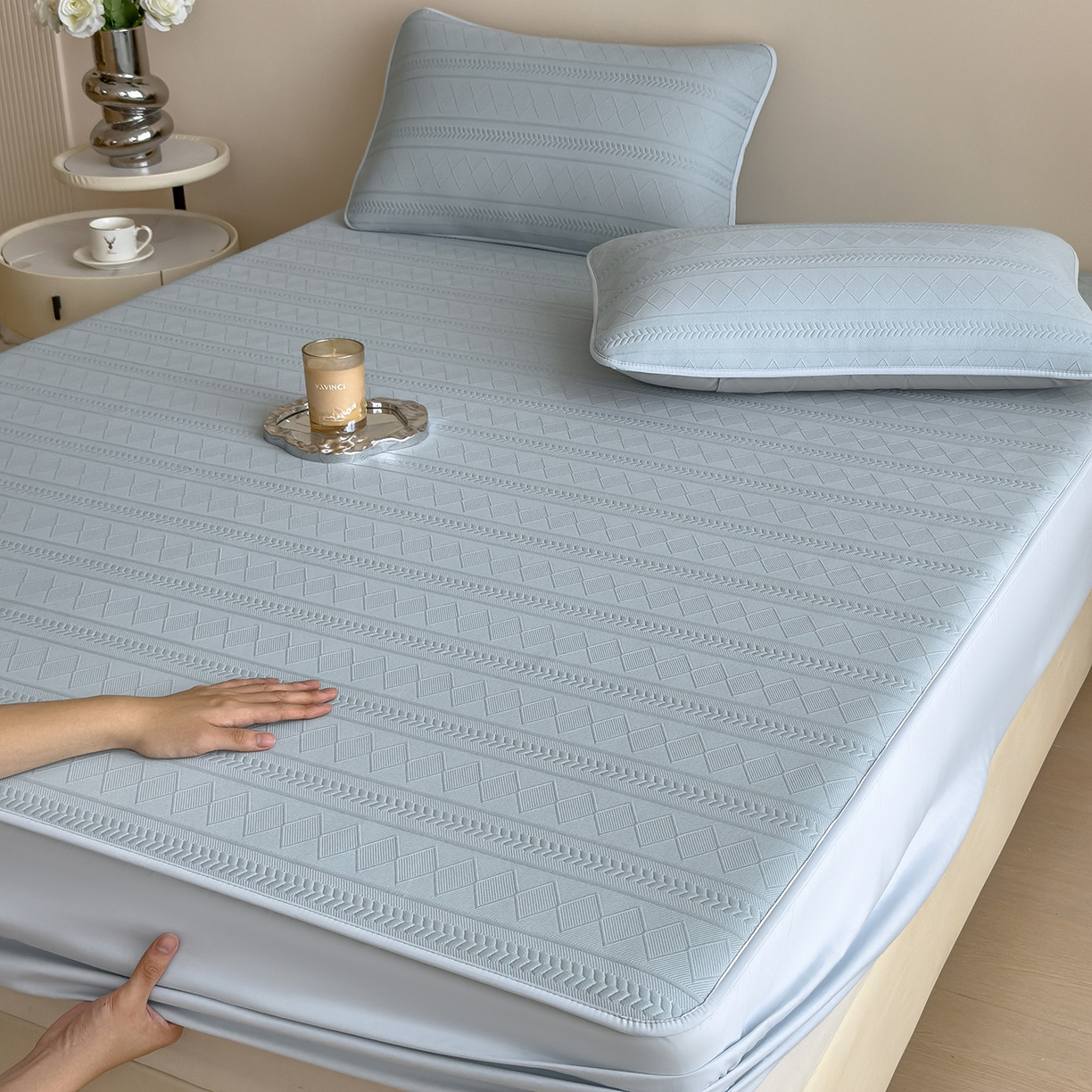 91家纺网 家纺一手货源 找家纺 宜派家纺 2025新款A类柔感彩绒棉夹棉床笠-素菱笺 素菱笺-青釉蓝