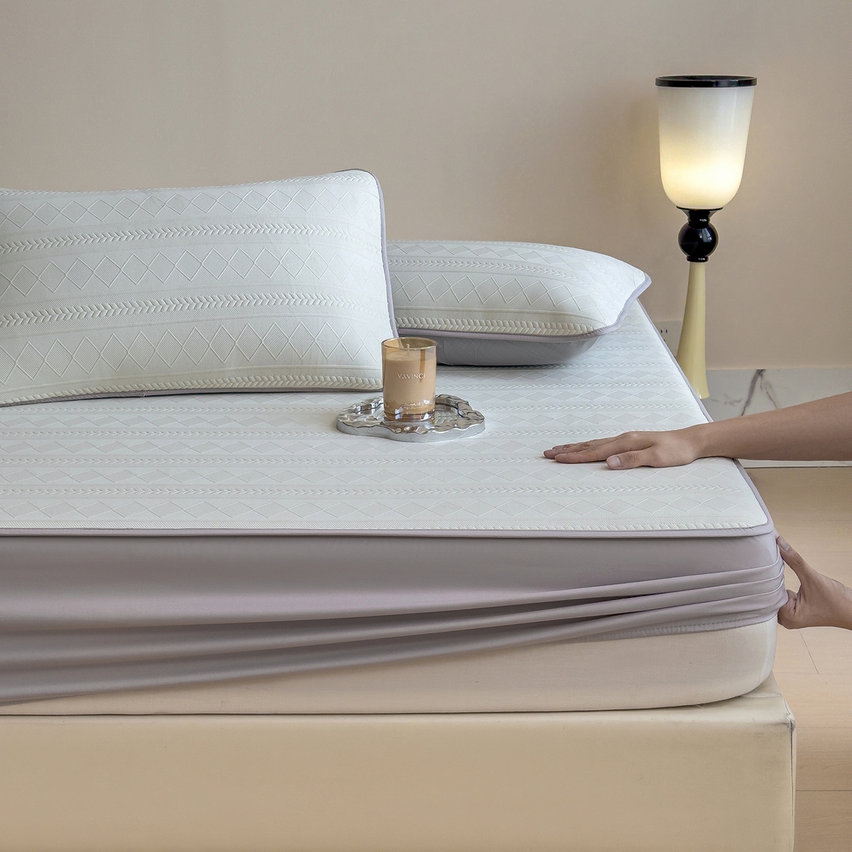 91家纺网 家纺一手货源 找家纺 宜派家纺 2025新款A类柔感彩绒棉夹棉床笠-素菱笺 素菱笺-纱雾青