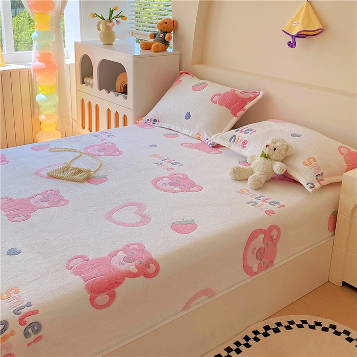 91家纺网 家纺一手货源 找家纺 梦尚舒 2025新款180克雪花绒床笠单品床笠床笠单件 幸运熊