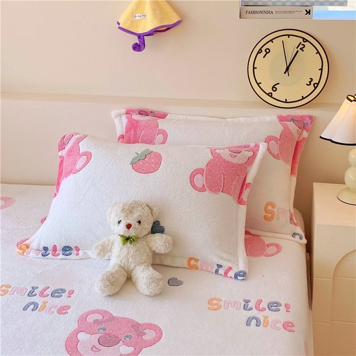 91家纺网 家纺一手货源 找家纺 梦尚舒 2025新款180克雪花绒床笠单品床笠床笠单件 幸运熊