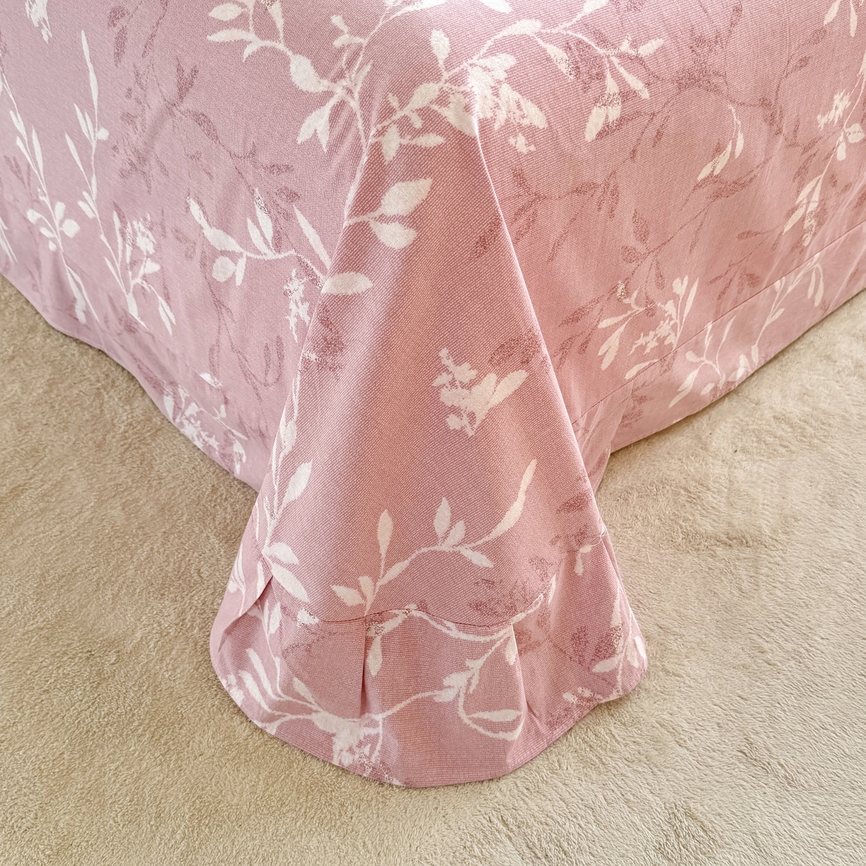 91家纺网 家纺一手货源 找家纺 壹贝家纺 2025新款A类100%全棉加厚磨毛四件套系列 春和景明-粉