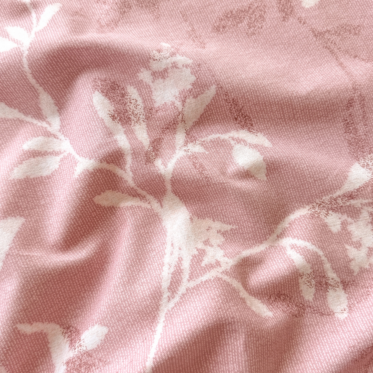 91家纺网 家纺一手货源 找家纺 壹贝家纺 2025新款A类100%全棉加厚磨毛四件套系列 春和景明-粉