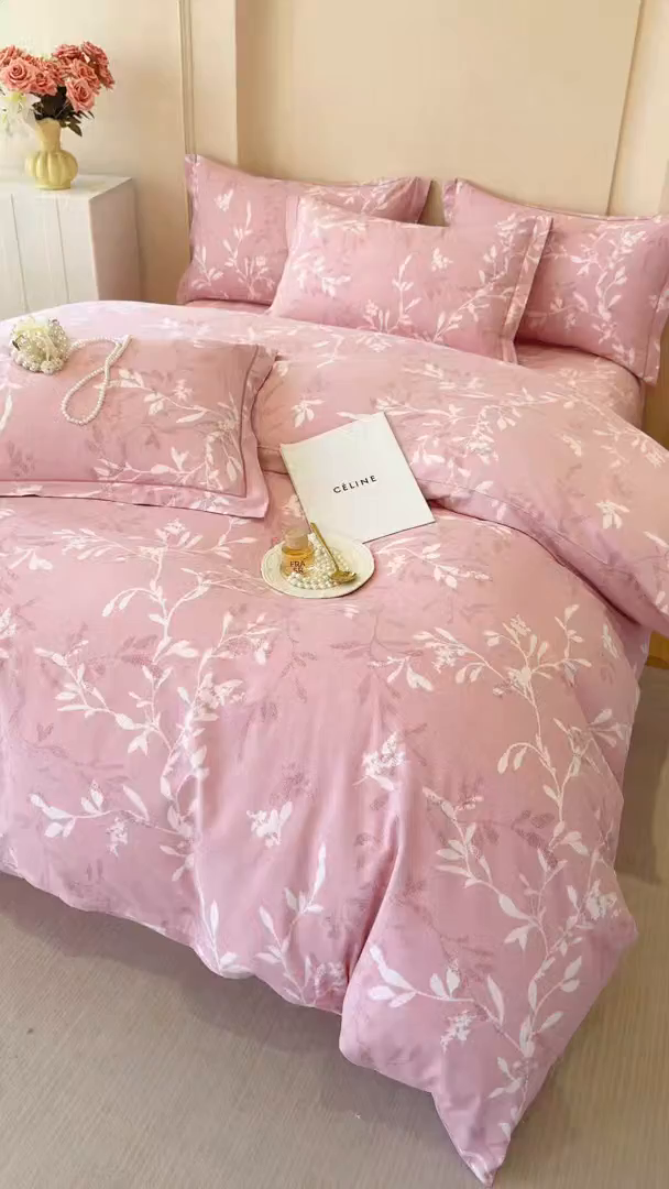 91家纺网 家纺一手货源 找家纺 壹贝家纺 2025新款A类100%全棉加厚磨毛四件套系列 春和景明-粉