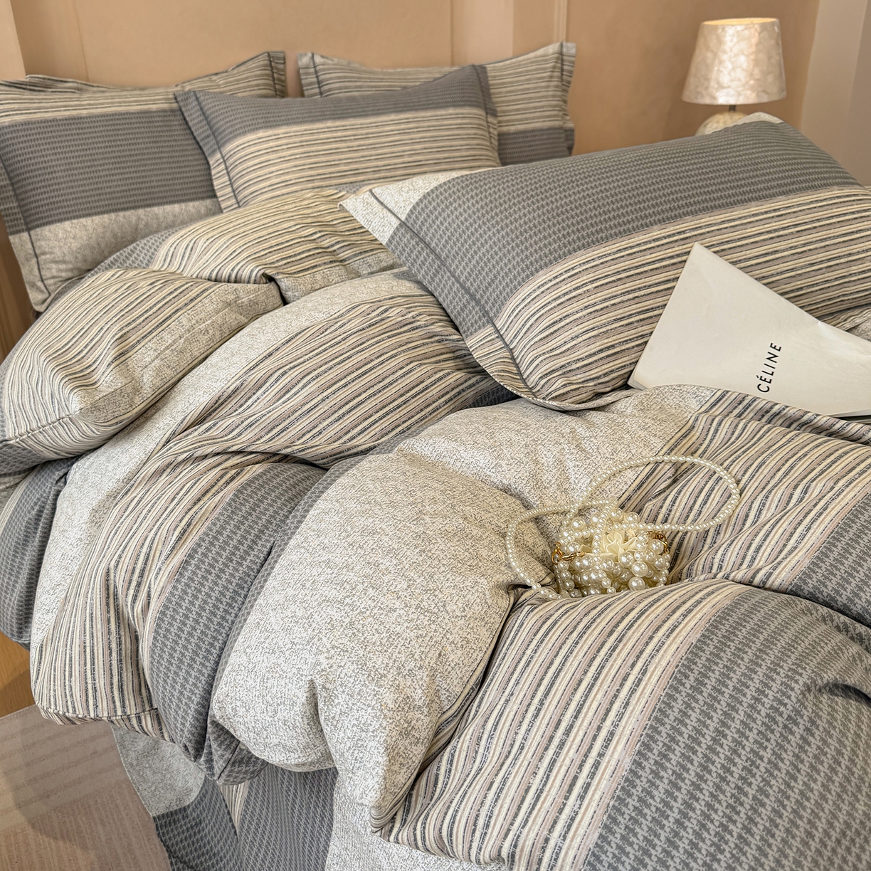 91家纺网 家纺一手货源 找家纺 壹贝家纺 2025新款A类100%全棉加厚磨毛四件套系列 亚马-灰