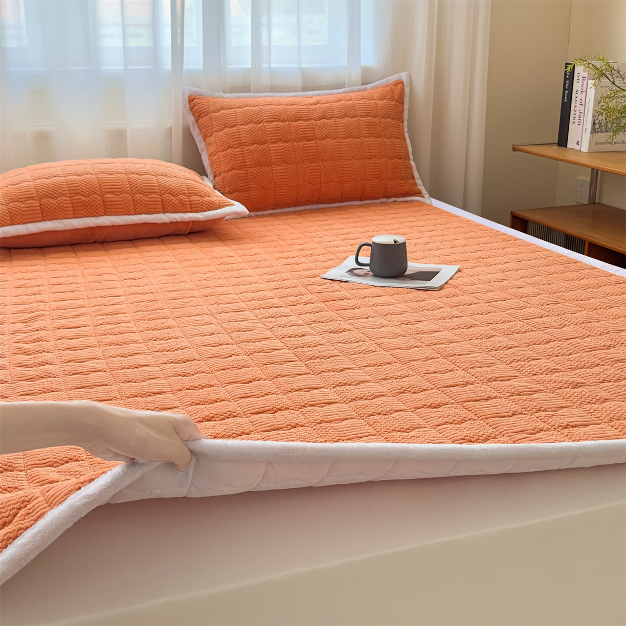 91家纺网 家纺一手货源 找家纺 （总）恒爱家纺 2025新款牛奶绒提花床垫床褥