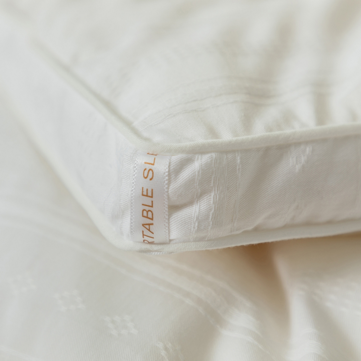 91家纺网 家纺一手货源 找家纺 紫乐家纺 2025新款5%澳毛全棉浮雕提花羊毛被被子被芯春秋被加厚保暖冬被 白色