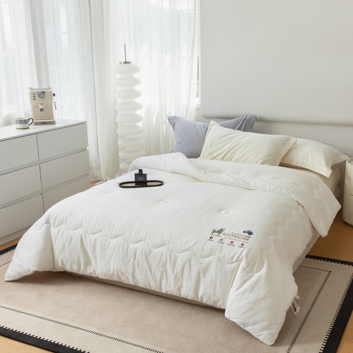 91家纺网 家纺一手货源 找家纺 紫乐家纺 2025新款5%澳毛全棉浮雕提花羊毛被被子被芯春秋被加厚保暖冬被 白色