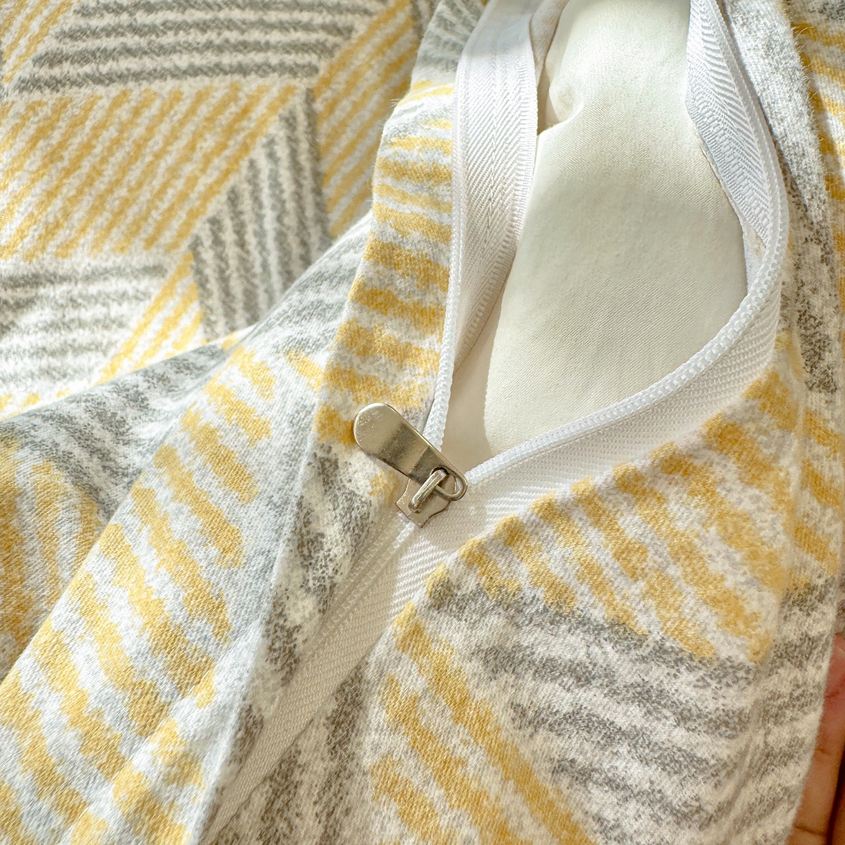 91家纺网 家纺一手货源 找家纺 壹贝家纺 2025新款A类100%全棉加厚磨毛四件套系列 施华-灰