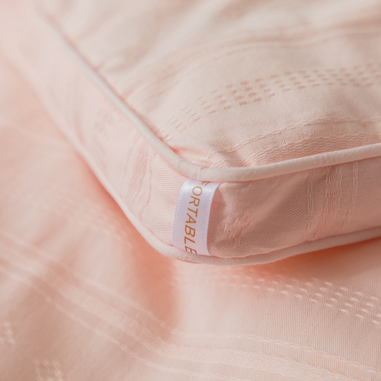 91家纺网 家纺一手货源 找家纺 紫乐家纺 2025新款5%澳毛全棉浮雕提花羊毛被被子被芯春秋被加厚保暖冬被 玉色