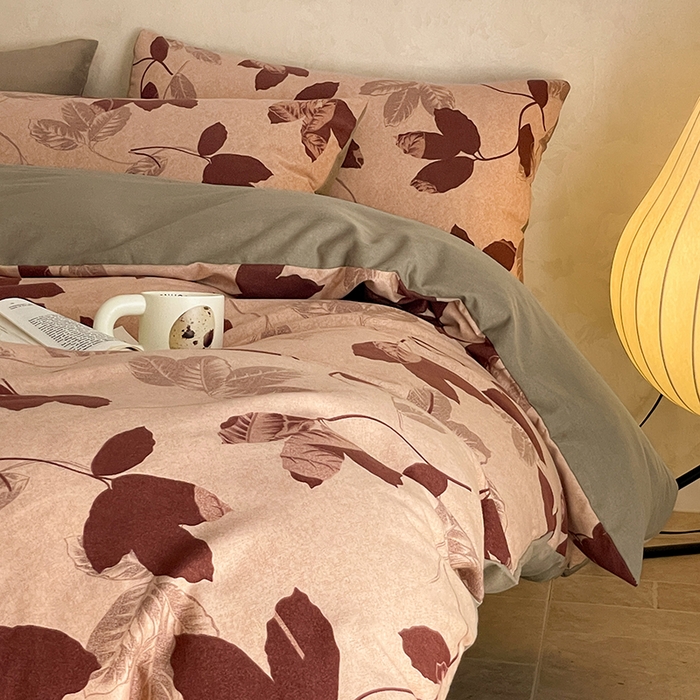 91家纺网 家纺一手货源 找家纺 琪格格纺织 2025新款磨毛印花四件套 爱意浓