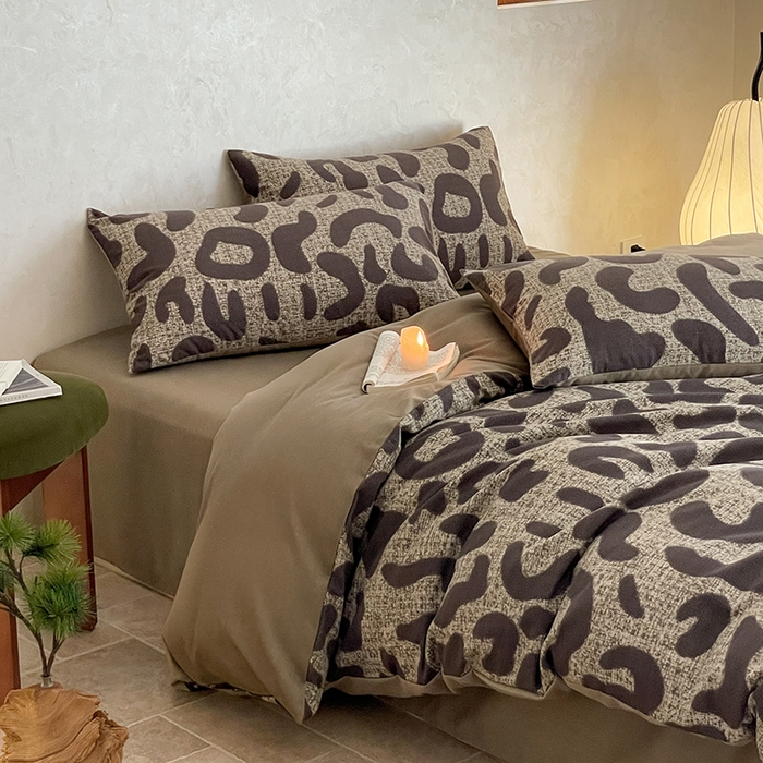 91家纺网 家纺一手货源 找家纺 琪格格纺织 2025新款磨毛印花四件套 米亚