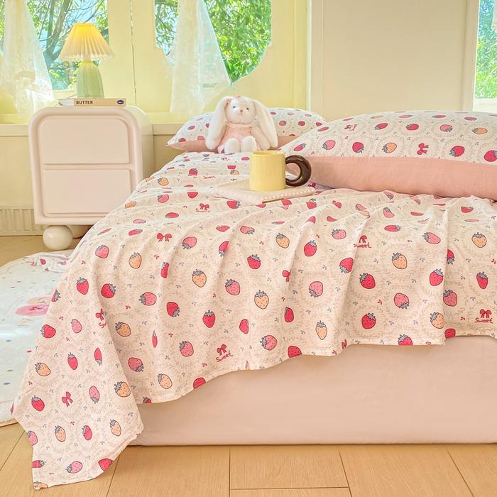 91家纺网 家纺一手货源 找家纺 朵朵家纺 2025新款双层纱单床单床单三件套（可定制尺寸） 甜心草莓