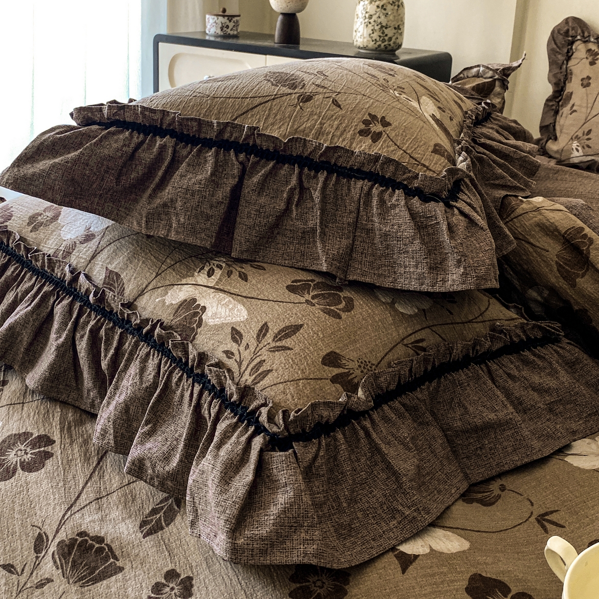 91家纺网 家纺一手货源 找家纺 （总）梦纤绒 2025新款复古风亚麻原麻花边四件套