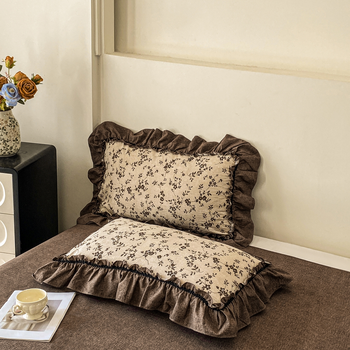 91家纺网 家纺一手货源 找家纺 梦纤绒 2025新款复古风亚麻原麻花边四件套 棕篱