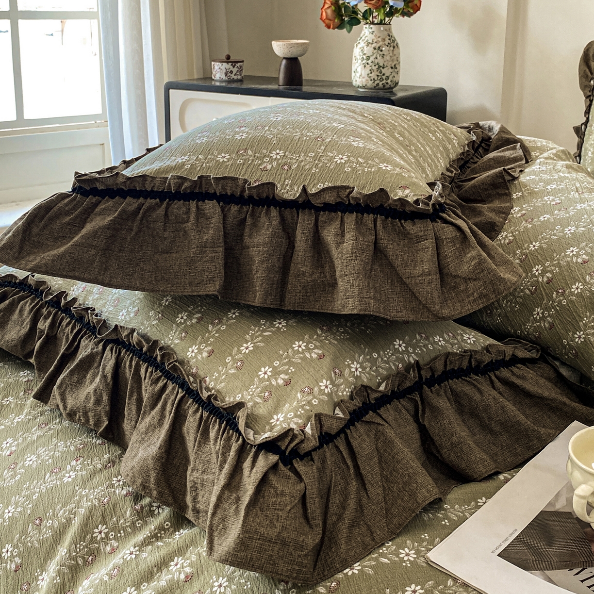 91家纺网 家纺一手货源 找家纺 梦纤绒 2025新款复古风亚麻原麻花边四件套 绿茵