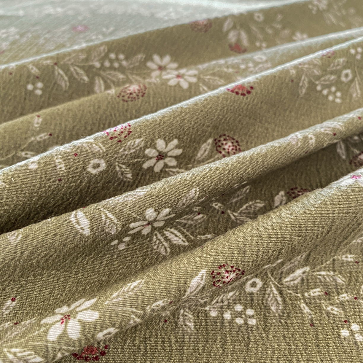 91家纺网 家纺一手货源 找家纺 梦纤绒 2025新款复古风亚麻原麻花边四件套 绿茵