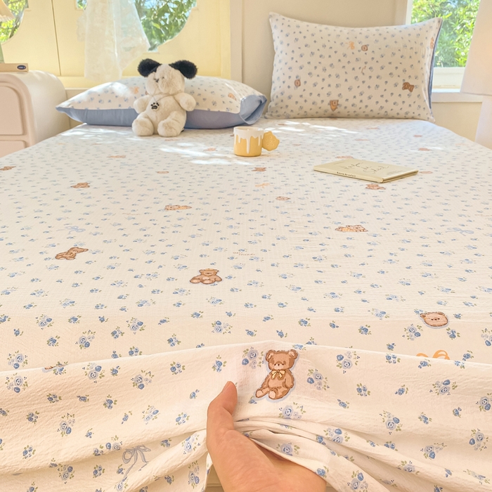 91家纺网 家纺一手货源 找家纺 朵朵家纺 2025新款双层纱单床单床单三件套（可定制尺寸） 花町小能蓝