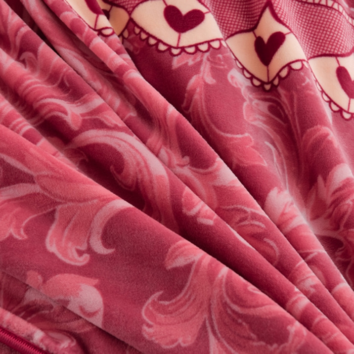 91家纺网 家纺一手货源 找家纺 眠多宝 2025新款8-9斤高克重牛奶绒四件套法莱绒水晶绒金貂绒抖音快手直播热款 甜蜜人生