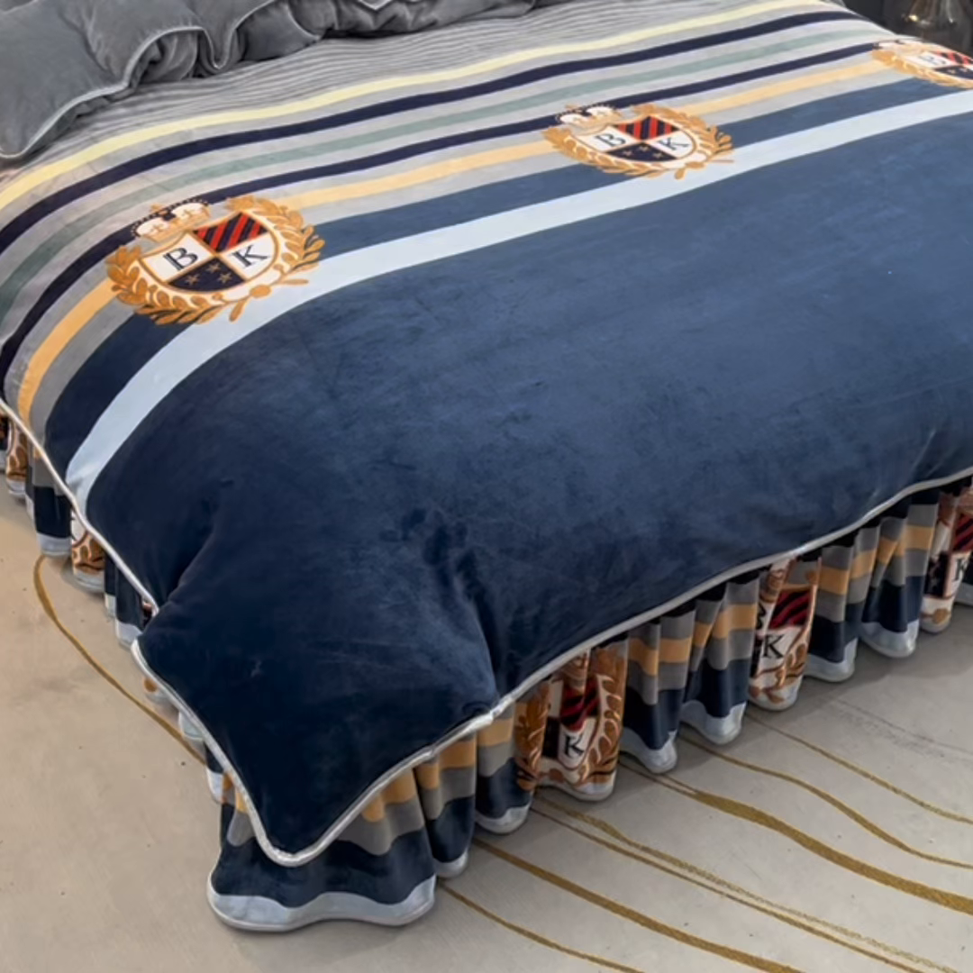 91家纺网 家纺一手货源 找家纺 眠多宝 2025新款8-9斤高克重牛奶绒四件套法莱绒水晶绒金貂绒抖音快手直播热款 英伦风