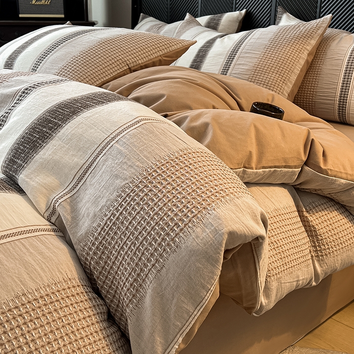 91家纺网 家纺一手货源 找家纺 （总）莱茵家居 2025新款A类简约60S色织提花磨毛四件套