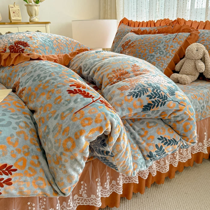 91家纺网 家纺一手货源 找家纺 绒耀 2025新款直播爆款双层蕾丝花边牛奶绒印花床盖四件套床盖单件三件套 一叶暴富