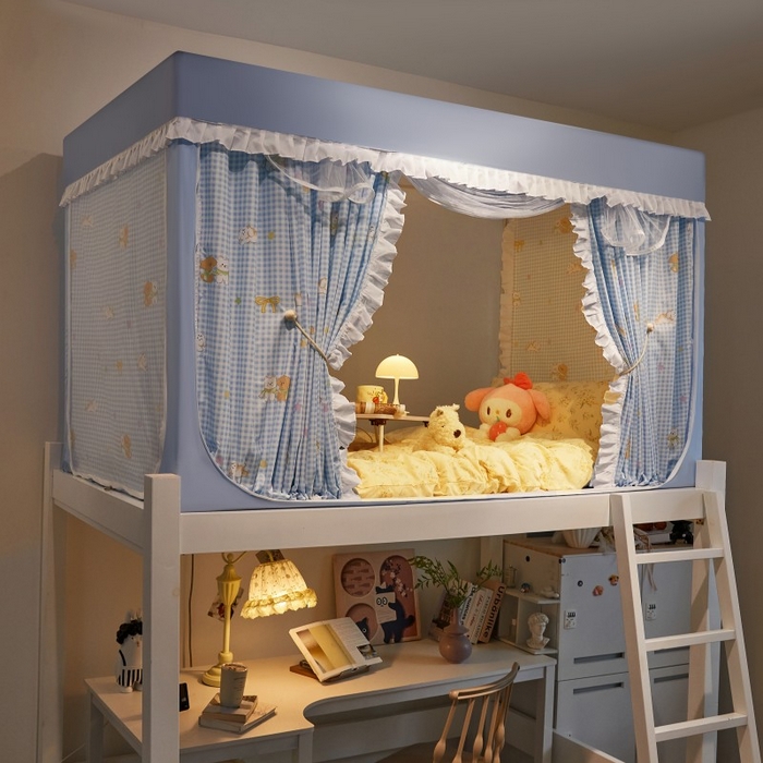 91家纺网 家纺一手货源 找家纺 锦逸家居 2025新款卡通抱抱熊强遮光床帘款学生蚊帐 好朋友-天蓝