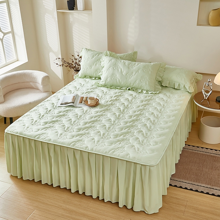 91家纺网 家纺一手货源 找家纺 瑞兴纺 2025新款水洗磨毛夹棉床裙三件套系列-繁花 繁花-抹茶绿