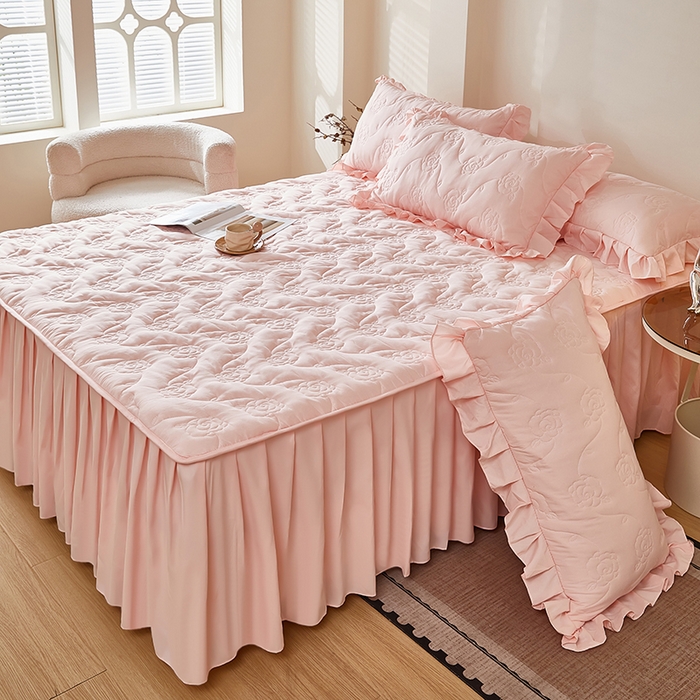 91家纺网 家纺一手货源 找家纺 瑞兴纺 2025新款水洗磨毛夹棉床裙三件套系列-繁花 繁花-雅典玉