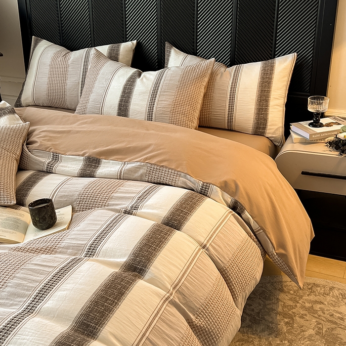 91家纺网 家纺一手货源 找家纺 莱茵家居 2025新款A类简约60S色织提花磨毛四件套 丝序-暮色棕