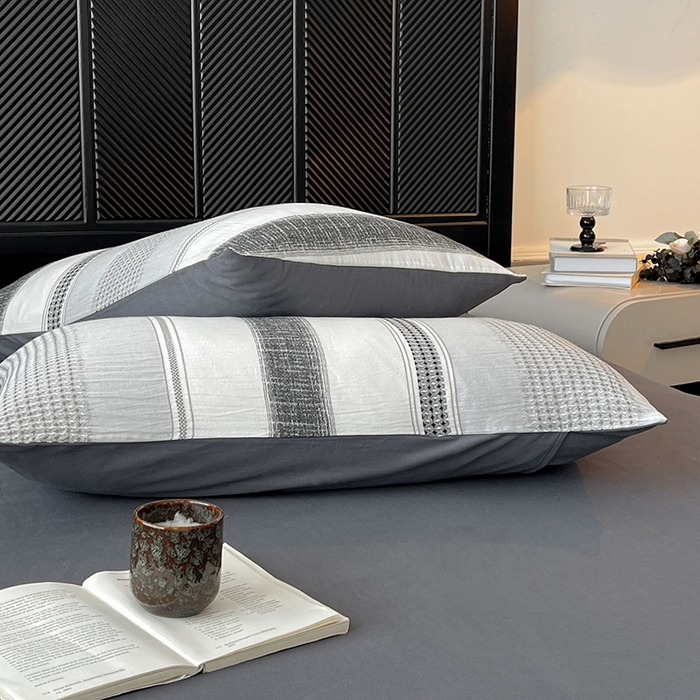 91家纺网 家纺一手货源 找家纺 莱茵家居 2025新款A类简约60S色织提花磨毛四件套 丝序-深霜灰