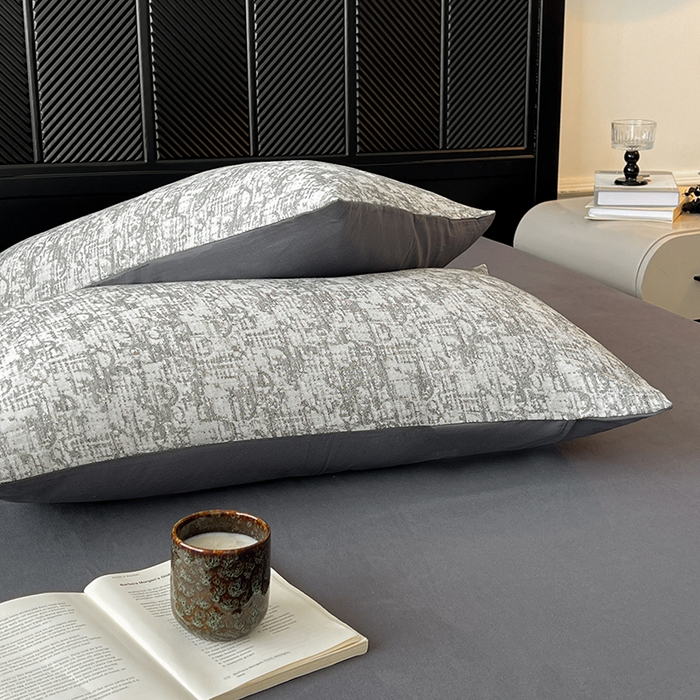 91家纺网 家纺一手货源 找家纺 莱茵家居 2025新款A类简约60S色织提花磨毛四件套 织境-深霜灰