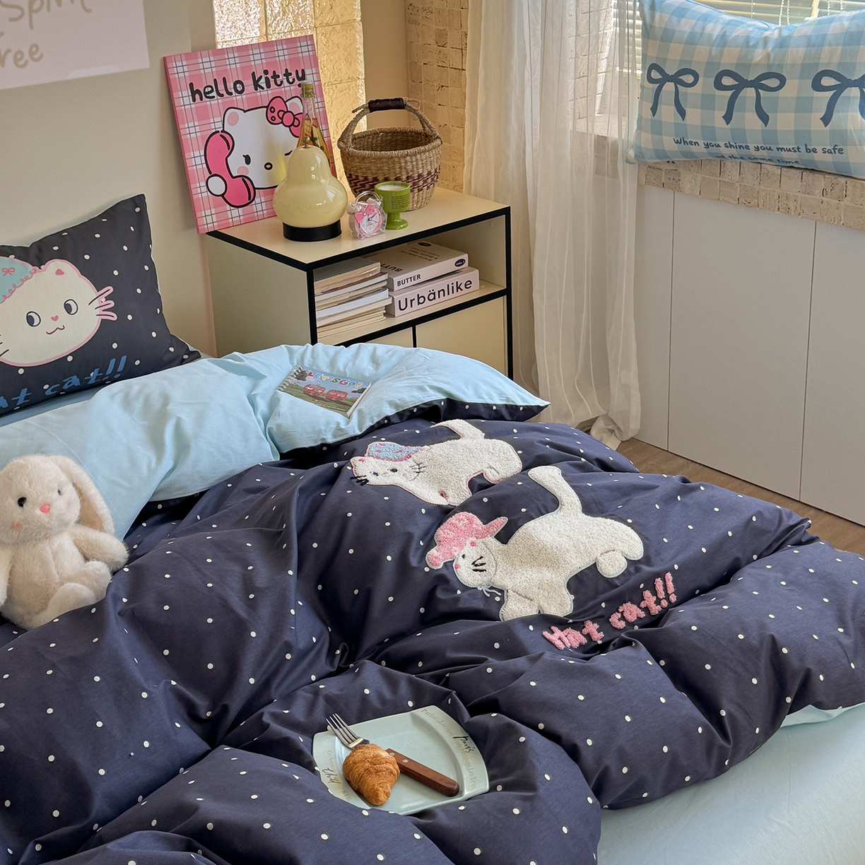 91家纺网 家纺一手货源 找家纺 美乐迪家纺 2025新款全棉毛巾绣绣花四件套 猫猫日记