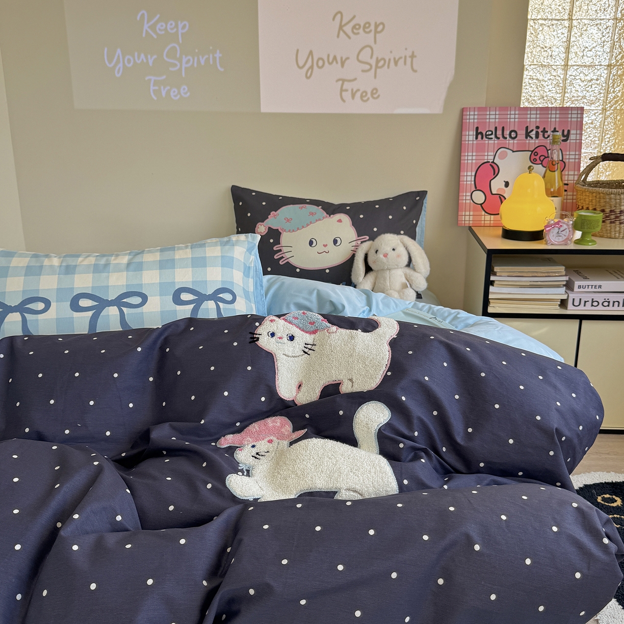 91家纺网 家纺一手货源 找家纺 美乐迪家纺 2025新款全棉毛巾绣绣花四件套 猫猫日记