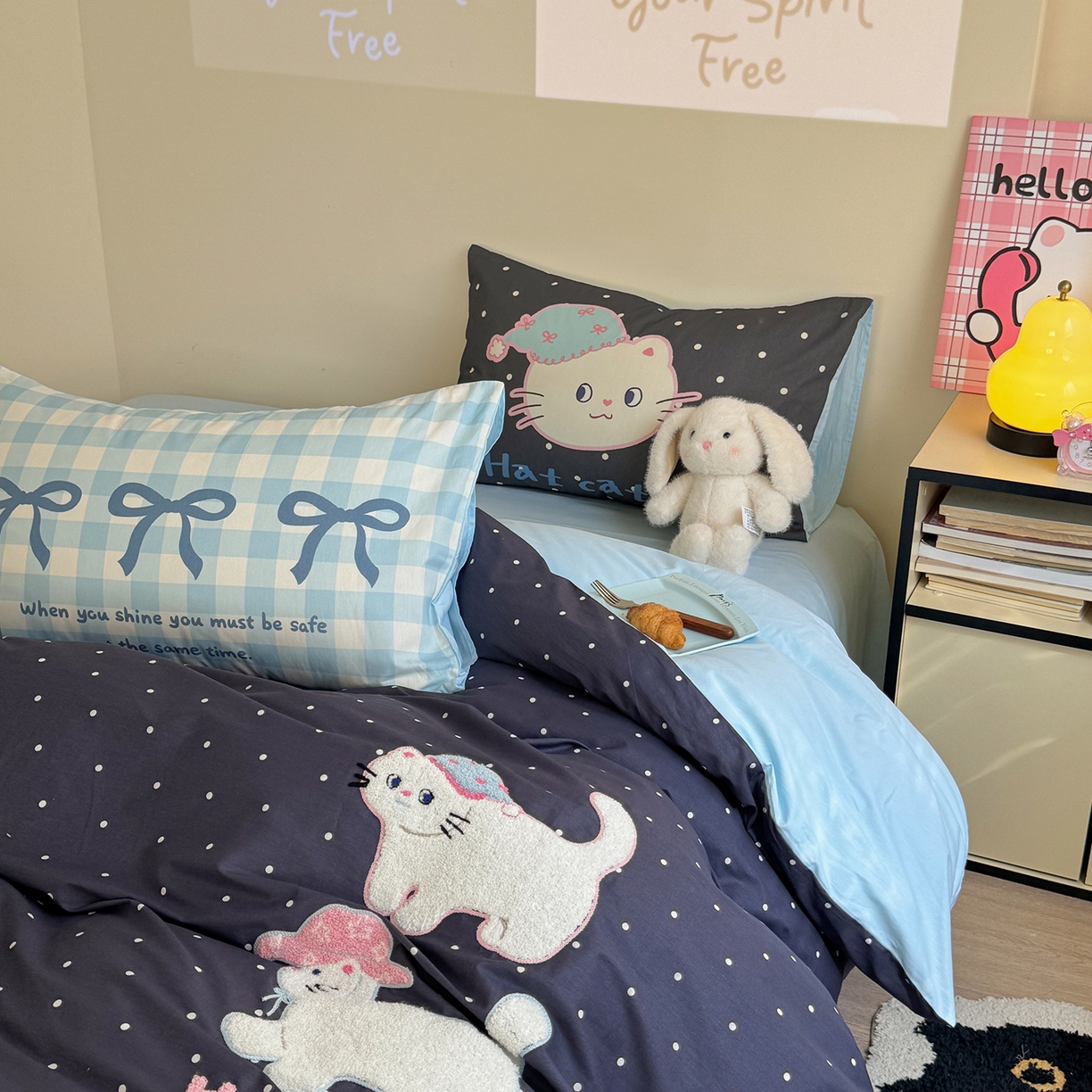 91家纺网 家纺一手货源 找家纺 美乐迪家纺 2025新款全棉毛巾绣绣花四件套 猫猫日记