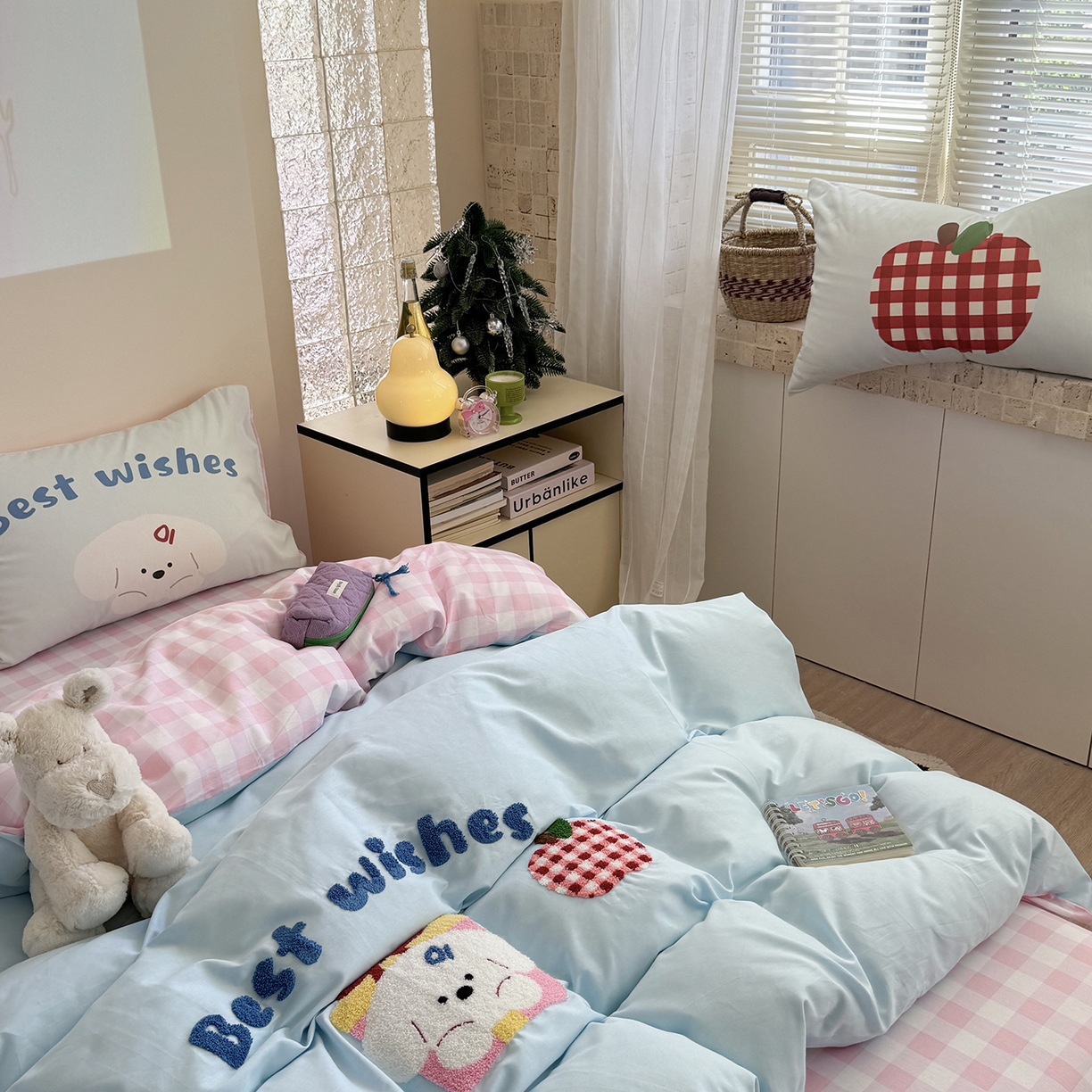 91家纺网 家纺一手货源 找家纺 美乐迪家纺 2025新款全棉毛巾绣绣花四件套 萌趣小狗