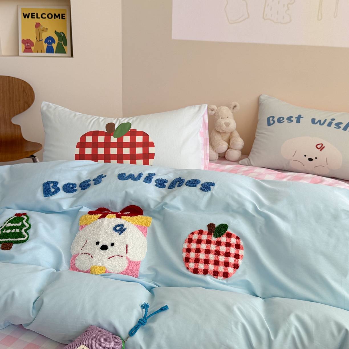 91家纺网 家纺一手货源 找家纺 美乐迪家纺 2025新款全棉毛巾绣绣花四件套 萌趣小狗