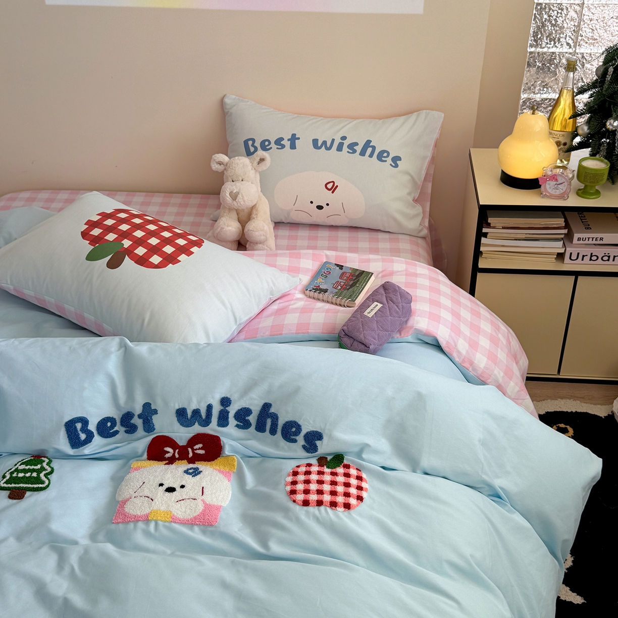 91家纺网 家纺一手货源 找家纺 美乐迪家纺 2025新款全棉毛巾绣绣花四件套 萌趣小狗