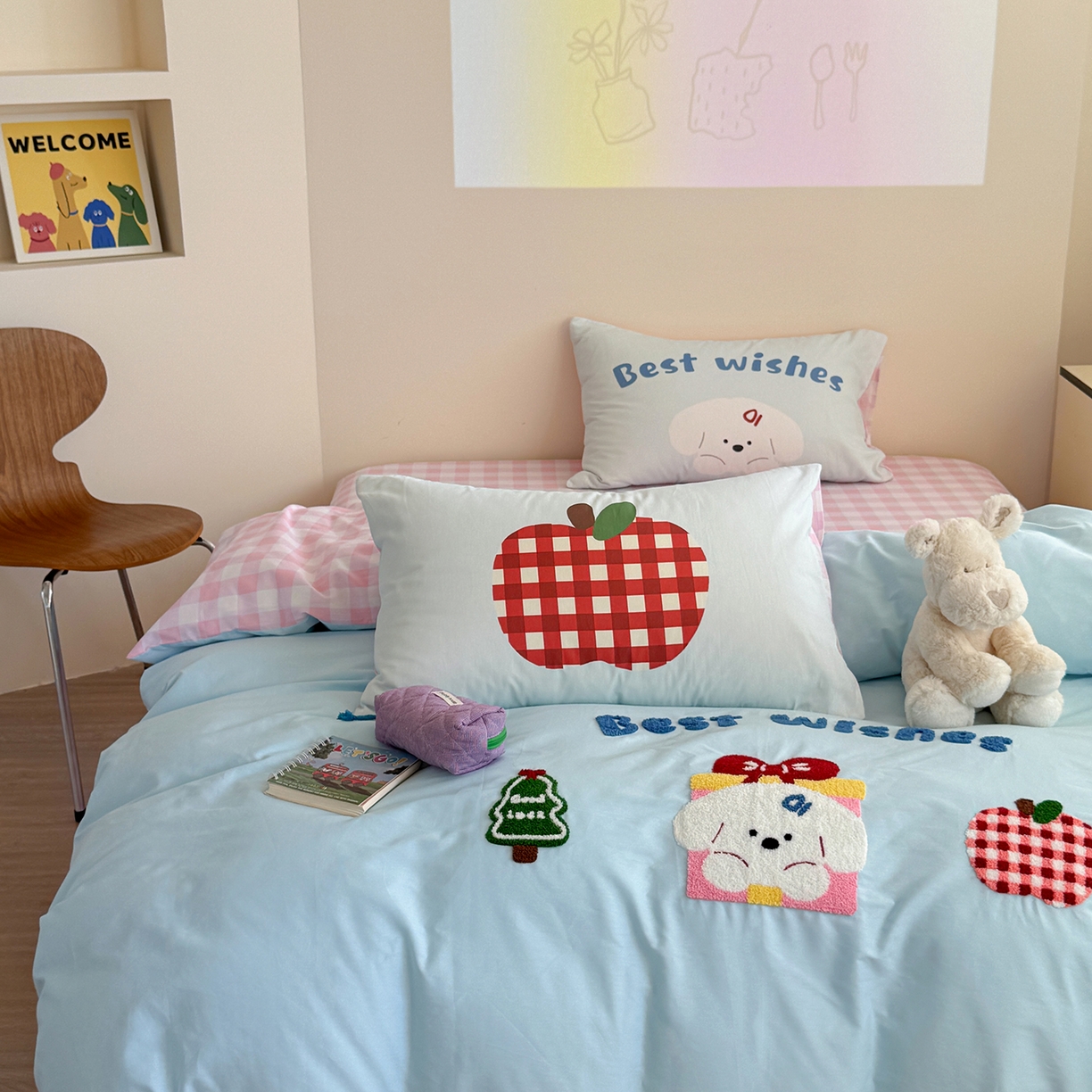 91家纺网 家纺一手货源 找家纺 美乐迪家纺 2025新款全棉毛巾绣绣花四件套 萌趣小狗